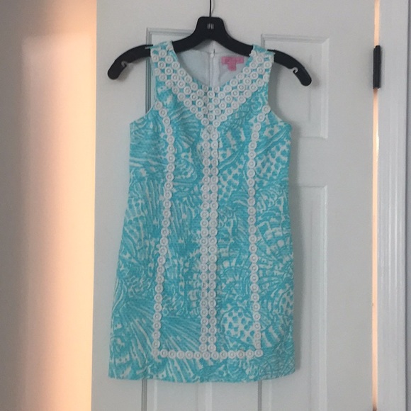 Lilly Pulitzer Other - White and blue Lilly Pulitzer dress Lilly Pulitzer Other - White and blue Lilly Pulitzer dress
